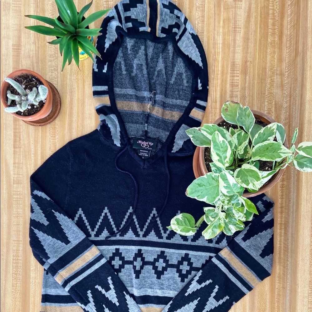 Tribal Hooded Sweatshirt 🌵